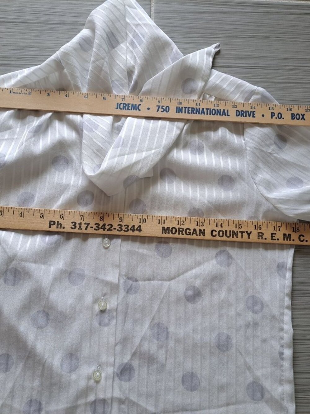 Sheer Pilka Dot White Button-Up Blouse Stripe Long Sleeves Scarf Collar Womens M - Picture 8 of 10
